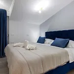 San Villa *